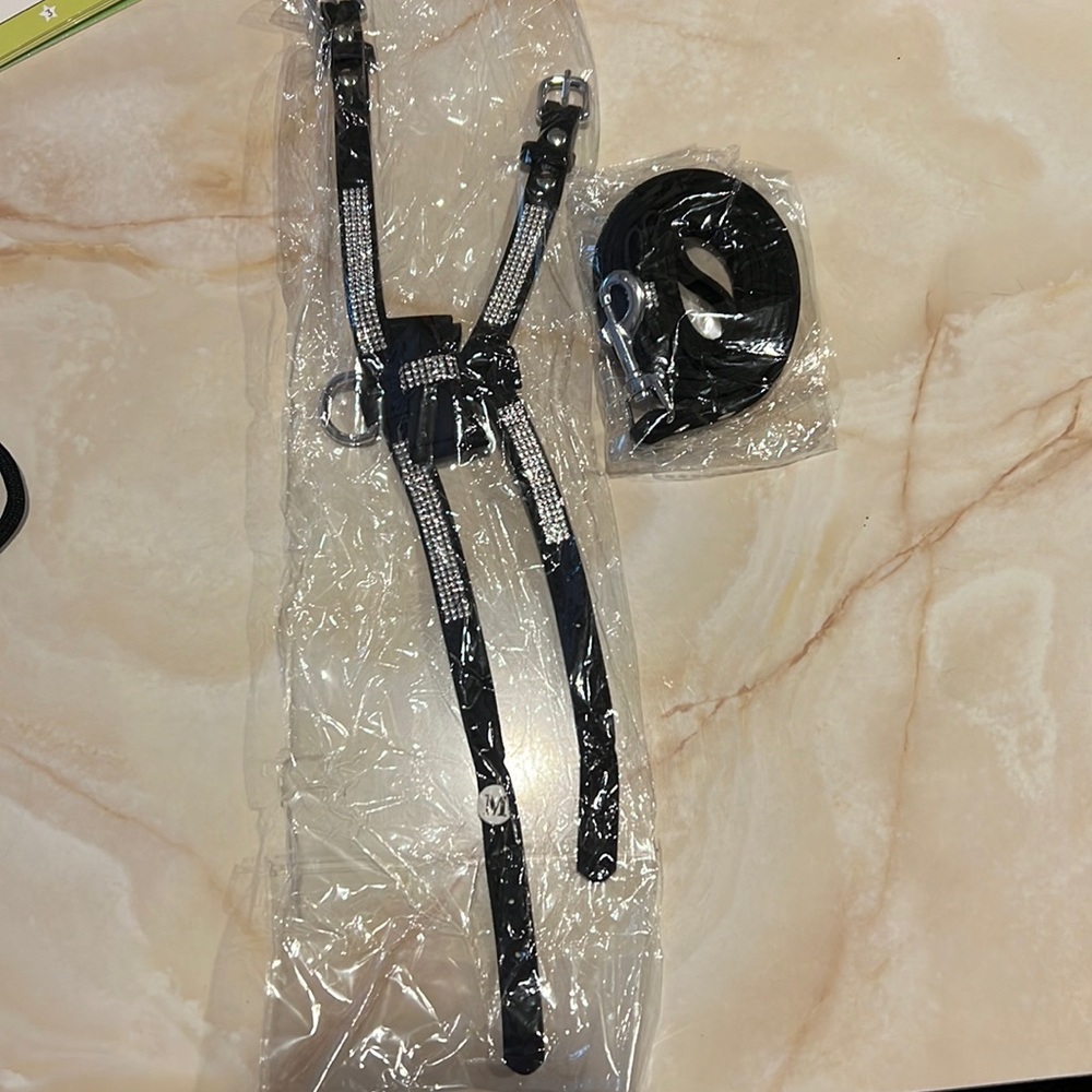 NIB 2pc Cat Rhinestone bow Harness/ Leash
